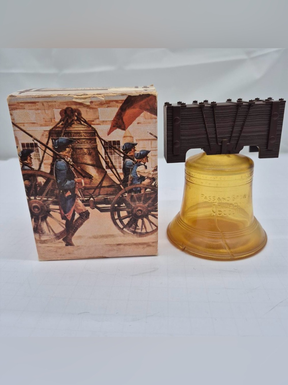Vtg 70s Avon LIBERTY BELL Decanter Oland After Shave 5 oz Glass Bottle EMPTY